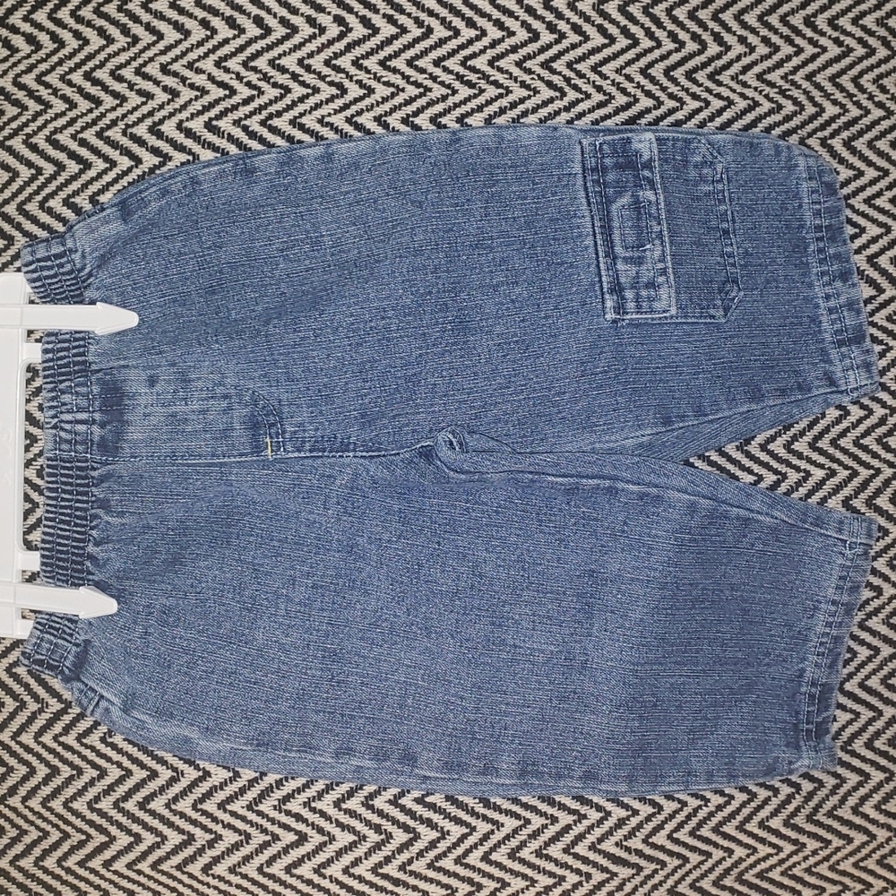 Infant boy's size 18 months jeans